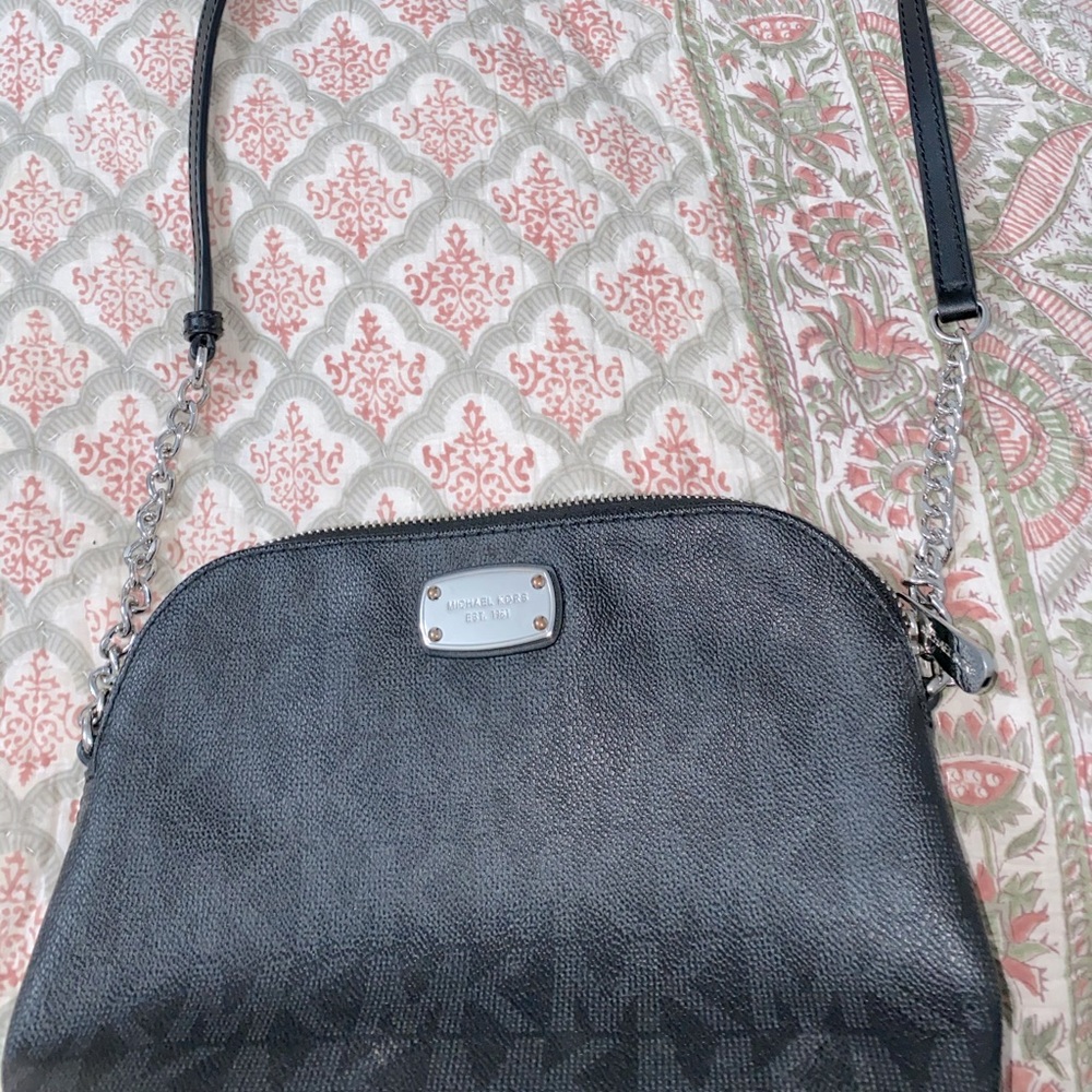 Micheal Kors purse